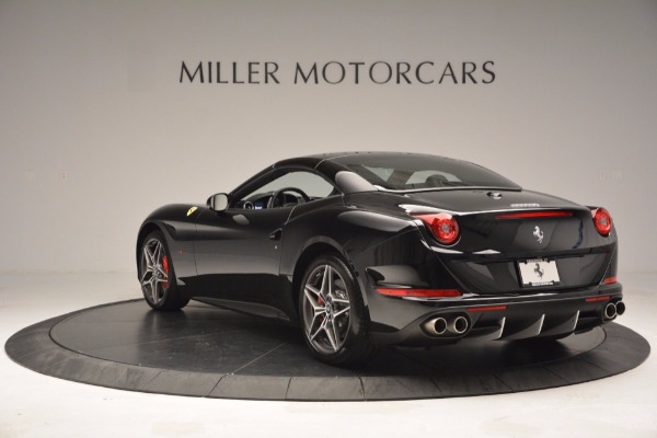 Used 2015 Ferrari California T for sale $153,900 at Bentley Greenwich in Greenwich CT 06830 17