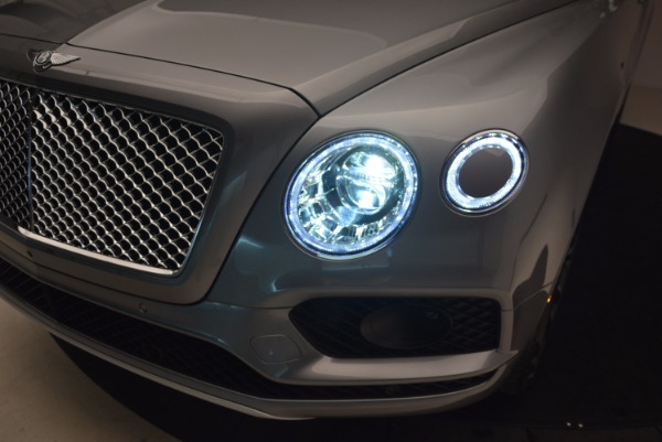 New 2018 Bentley Bentayga Onyx for sale Sold at Bentley Greenwich in Greenwich CT 06830 16