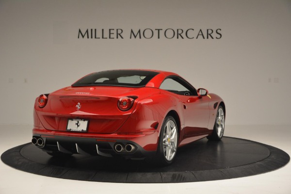 Used 2015 Ferrari California T for sale Sold at Bentley Greenwich in Greenwich CT 06830 19