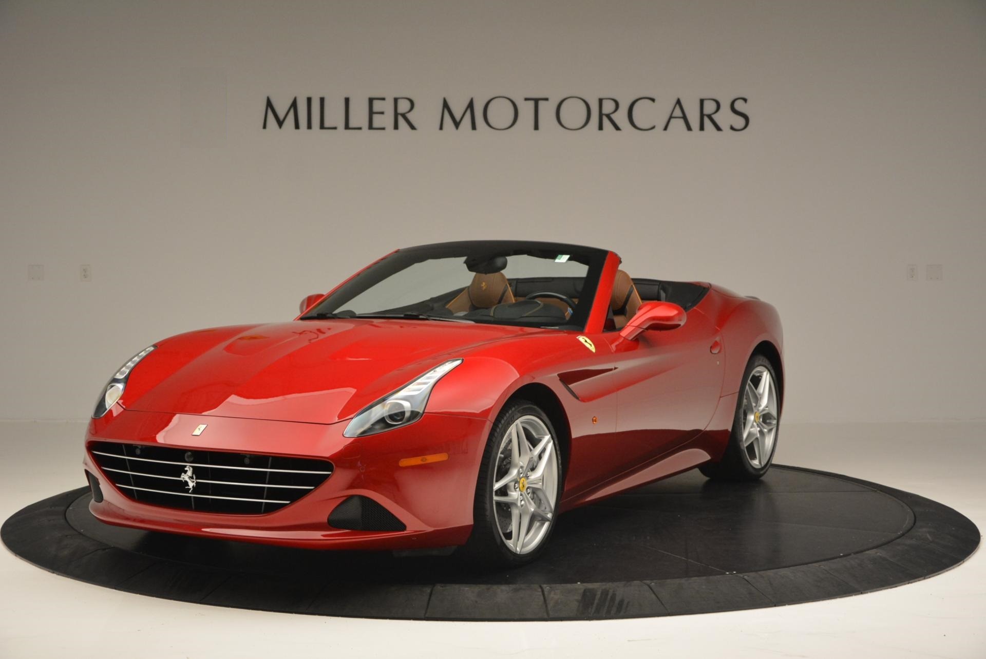 Used 2015 Ferrari California T for sale Sold at Bentley Greenwich in Greenwich CT 06830 1