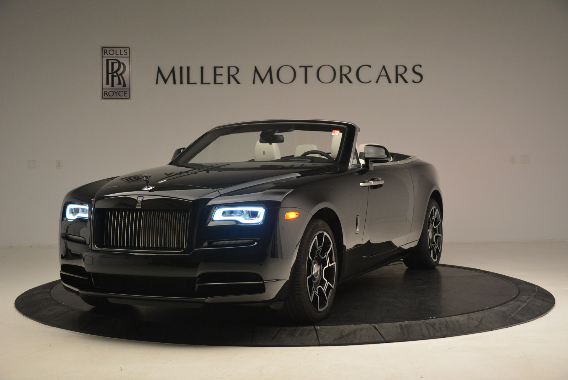 Used 2018 Rolls-Royce Dawn Black Badge for sale Sold at Bentley Greenwich in Greenwich CT 06830 1