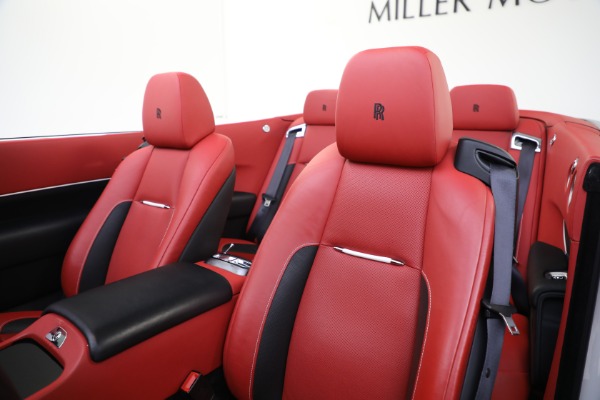 Used 2018 Rolls-Royce Dawn Black Badge for sale $289,900 at Bentley Greenwich in Greenwich CT 06830 18