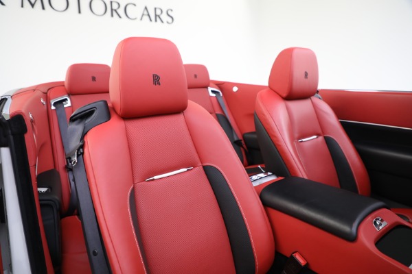 Used 2018 Rolls-Royce Dawn Black Badge for sale $289,900 at Bentley Greenwich in Greenwich CT 06830 19