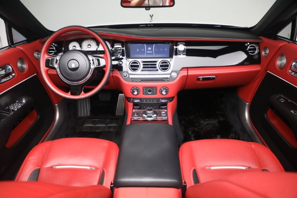 Used 2018 Rolls-Royce Dawn Black Badge for sale $289,900 at Bentley Greenwich in Greenwich CT 06830 4