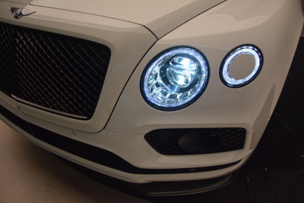 New 2018 Bentley Bentayga Black Edition for sale Sold at Bentley Greenwich in Greenwich CT 06830 19