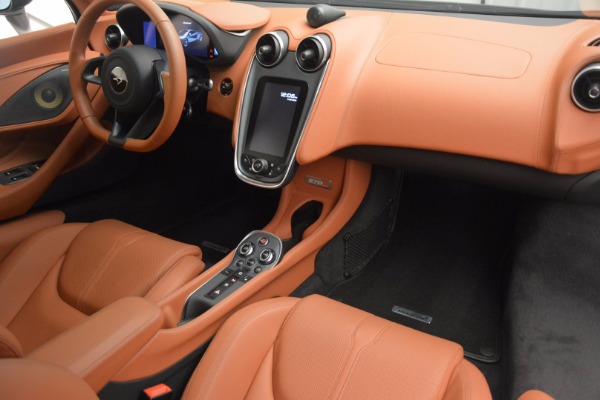 Used 2016 McLaren 570S for sale Sold at Bentley Greenwich in Greenwich CT 06830 18