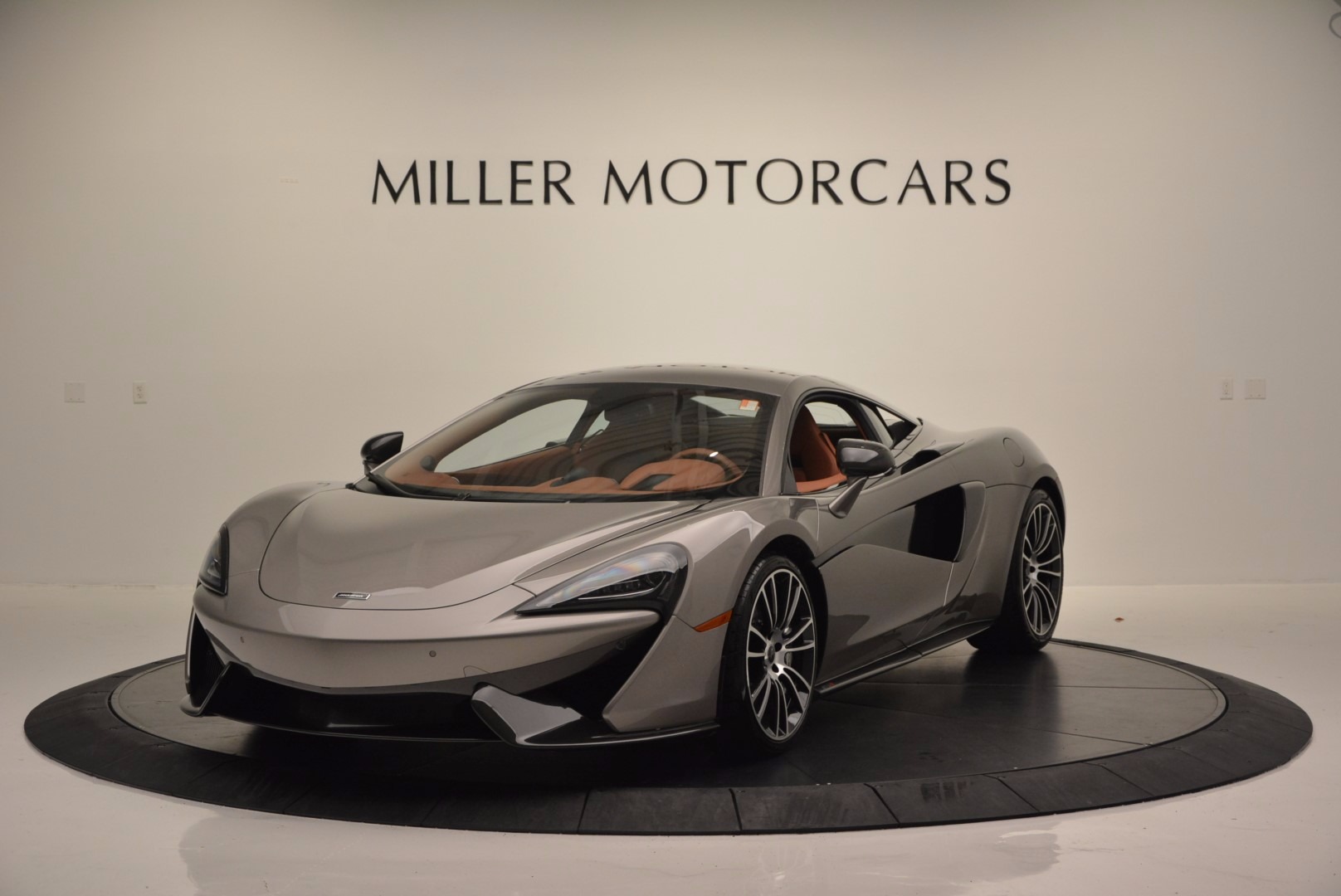 Used 2016 McLaren 570S for sale Sold at Bentley Greenwich in Greenwich CT 06830 1