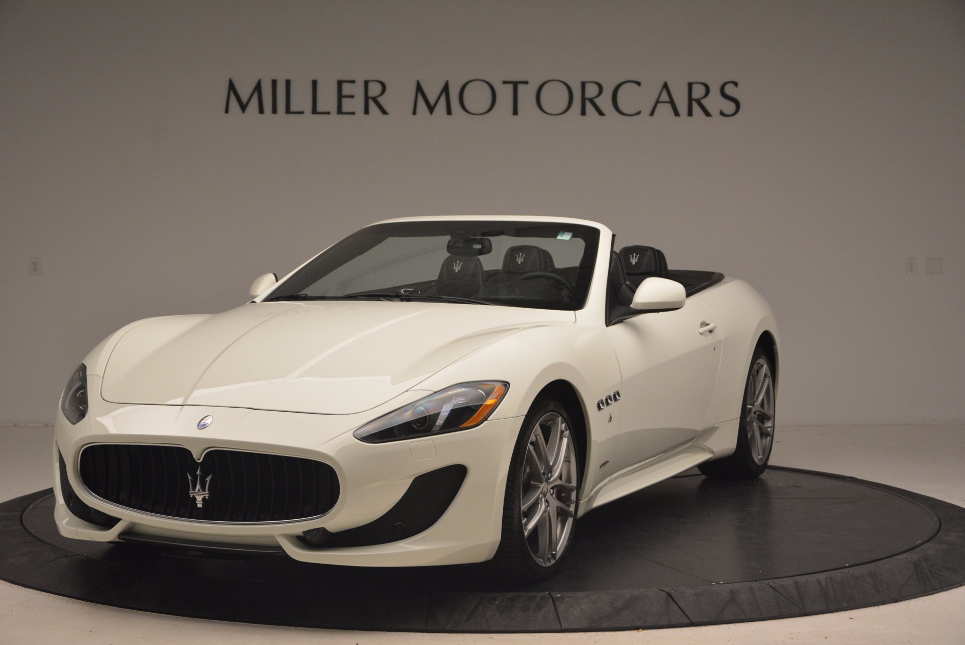 Used 2016 Maserati GranTurismo Sport for sale Sold at Bentley Greenwich in Greenwich CT 06830 1