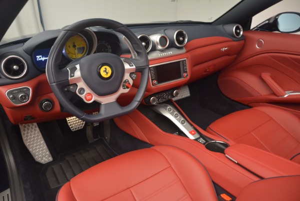 Used 2017 Ferrari California T for sale Sold at Bentley Greenwich in Greenwich CT 06830 25