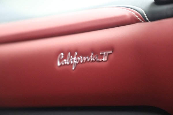 Used 2016 Ferrari California T for sale $119,900 at Bentley Greenwich in Greenwich CT 06830 21