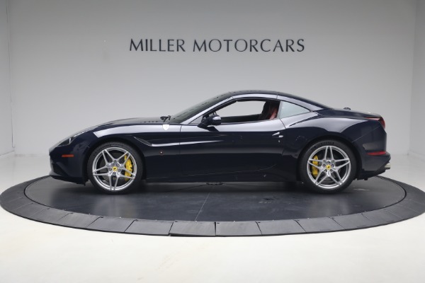 Used 2016 Ferrari California T for sale $119,900 at Bentley Greenwich in Greenwich CT 06830 25