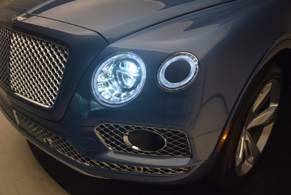 New 2018 Bentley Bentayga for sale Sold at Bentley Greenwich in Greenwich CT 06830 16