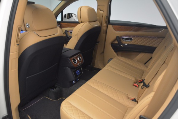New 2018 Bentley Bentayga W12 Signature for sale Sold at Bentley Greenwich in Greenwich CT 06830 21