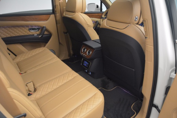 New 2018 Bentley Bentayga W12 Signature for sale Sold at Bentley Greenwich in Greenwich CT 06830 24
