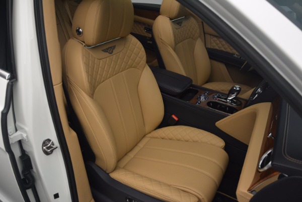 New 2018 Bentley Bentayga W12 Signature for sale Sold at Bentley Greenwich in Greenwich CT 06830 26
