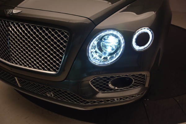 New 2018 Bentley Bentayga for sale Sold at Bentley Greenwich in Greenwich CT 06830 17