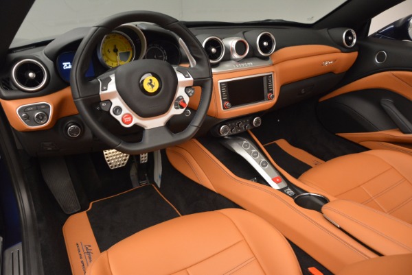 Used 2017 Ferrari California T Handling Speciale for sale Sold at Bentley Greenwich in Greenwich CT 06830 25