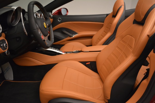 Used 2017 Ferrari California T for sale Sold at Bentley Greenwich in Greenwich CT 06830 26