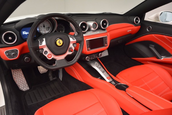 Used 2017 Ferrari California T for sale Sold at Bentley Greenwich in Greenwich CT 06830 25