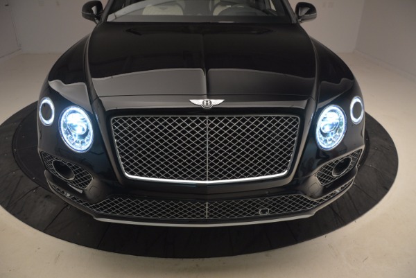 New 2018 Bentley Bentayga Signature for sale Sold at Bentley Greenwich in Greenwich CT 06830 16