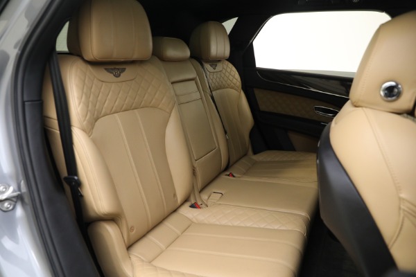 Used 2018 Bentley Bentayga W12 Signature Edition for sale Sold at Bentley Greenwich in Greenwich CT 06830 27