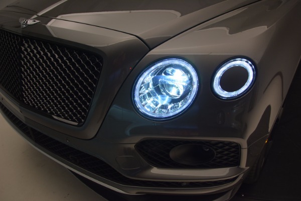 New 2018 Bentley Bentayga Black Edition for sale Sold at Bentley Greenwich in Greenwich CT 06830 18