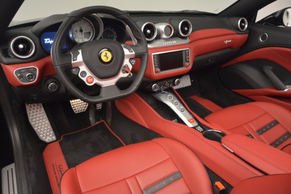 Used 2016 Ferrari California T Handling Speciale for sale Sold at Bentley Greenwich in Greenwich CT 06830 25