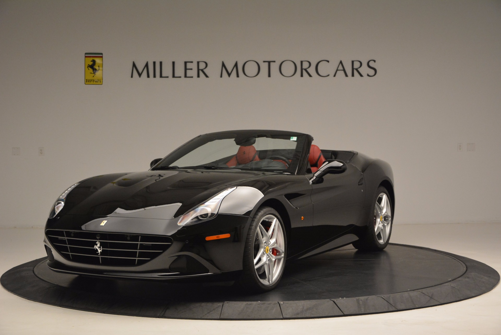 Used 2016 Ferrari California T Handling Speciale for sale Sold at Bentley Greenwich in Greenwich CT 06830 1