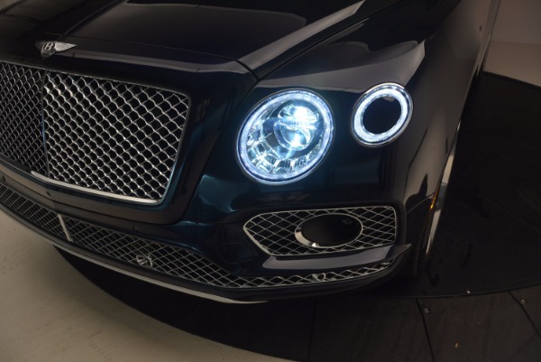 Used 2018 Bentley Bentayga W12 Signature for sale Sold at Bentley Greenwich in Greenwich CT 06830 19