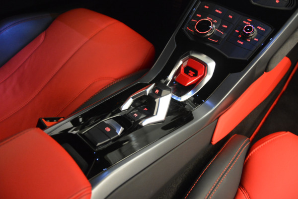 Used 2015 Lamborghini Huracan LP 610-4 for sale Sold at Bentley Greenwich in Greenwich CT 06830 28