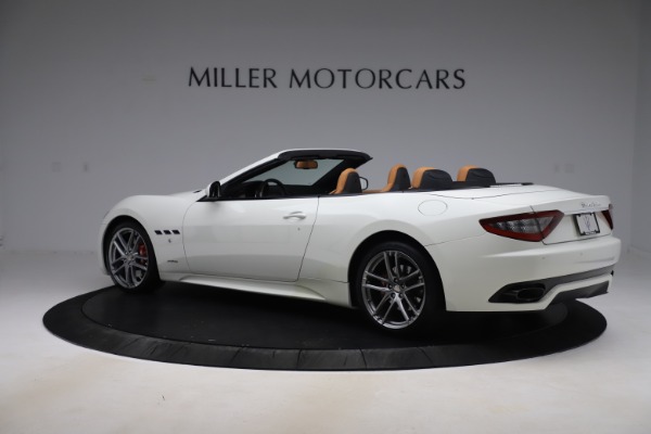 Used 2017 Maserati GranTurismo Convertible Sport for sale Sold at Bentley Greenwich in Greenwich CT 06830 4