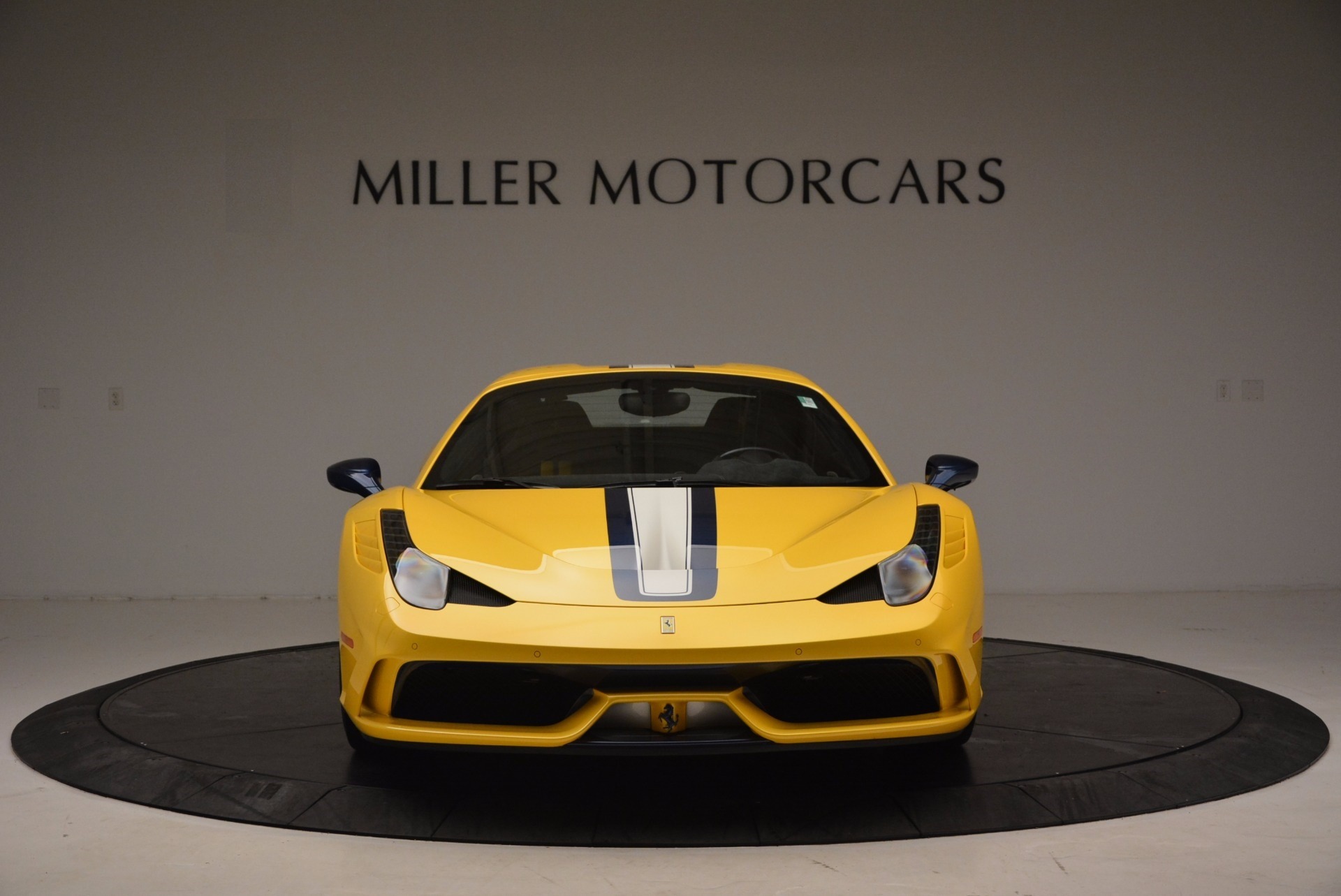 Pre-Owned 2015 Ferrari 458 Speciale Aperta For Sale (Special