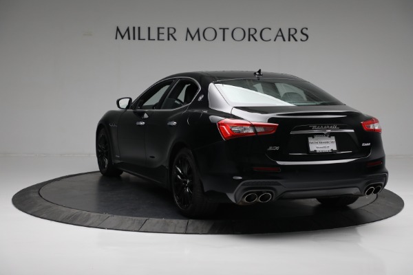 Used 2018 Maserati Ghibli S Q4 Gransport for sale Sold at Bentley Greenwich in Greenwich CT 06830 5