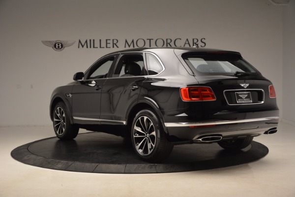 Used 2018 Bentley Bentayga Onyx Edition for sale Sold at Bentley Greenwich in Greenwich CT 06830 5