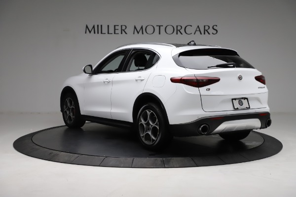 Used 2018 Alfa Romeo Stelvio Q4 for sale Sold at Bentley Greenwich in Greenwich CT 06830 5