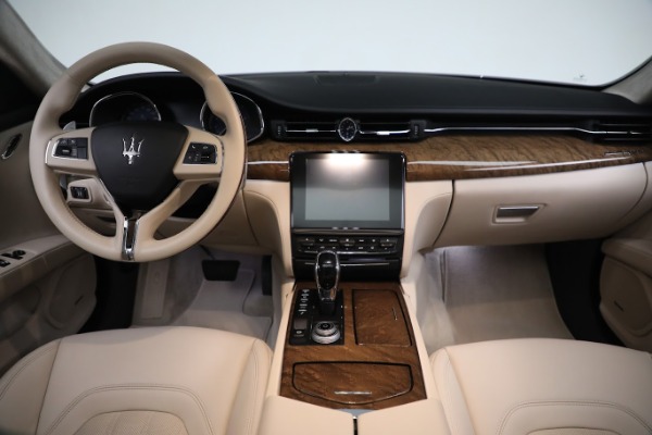 Used 2018 Maserati Quattroporte S Q4 GranLusso for sale Sold at Bentley Greenwich in Greenwich CT 06830 24