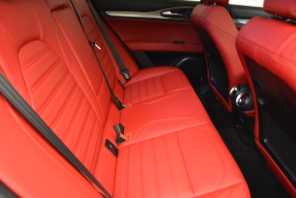 New 2018 Alfa Romeo Stelvio Ti Q4 for sale Sold at Bentley Greenwich in Greenwich CT 06830 23