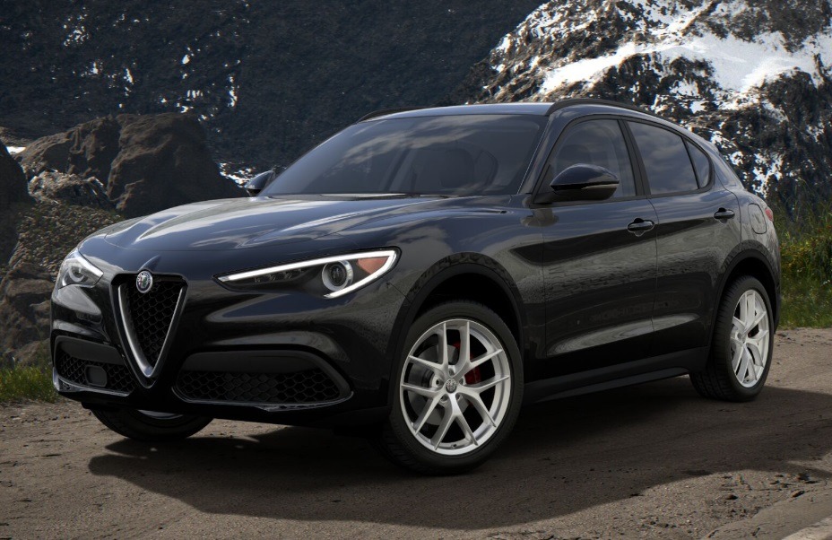 New 2018 Alfa Romeo Stelvio Sport Q4 for sale Sold at Bentley Greenwich in Greenwich CT 06830 1