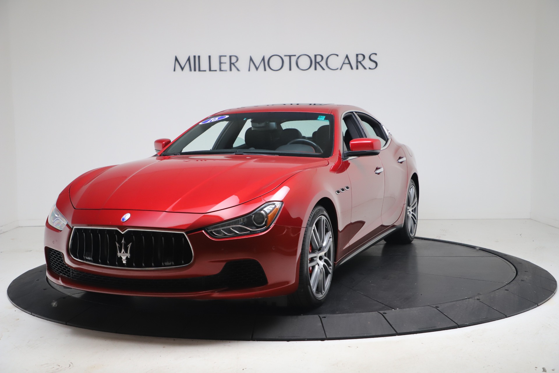 Used 2016 Maserati Ghibli S Q4 for sale Sold at Bentley Greenwich in Greenwich CT 06830 1