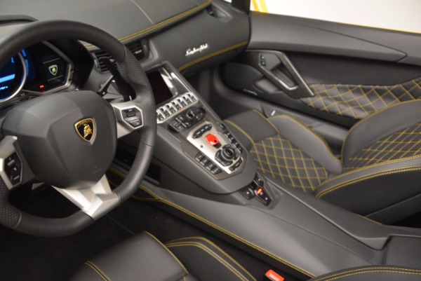 Used 2015 Lamborghini Aventador LP 700-4 Roadster for sale Sold at Bentley Greenwich in Greenwich CT 06830 19