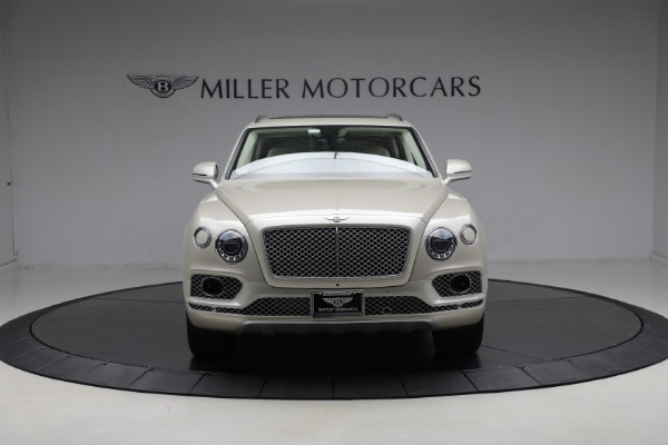 Used 2018 Bentley Bentayga Signature Edition for sale Sold at Bentley Greenwich in Greenwich CT 06830 12