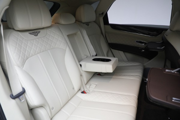 Used 2018 Bentley Bentayga Signature Edition for sale Sold at Bentley Greenwich in Greenwich CT 06830 25
