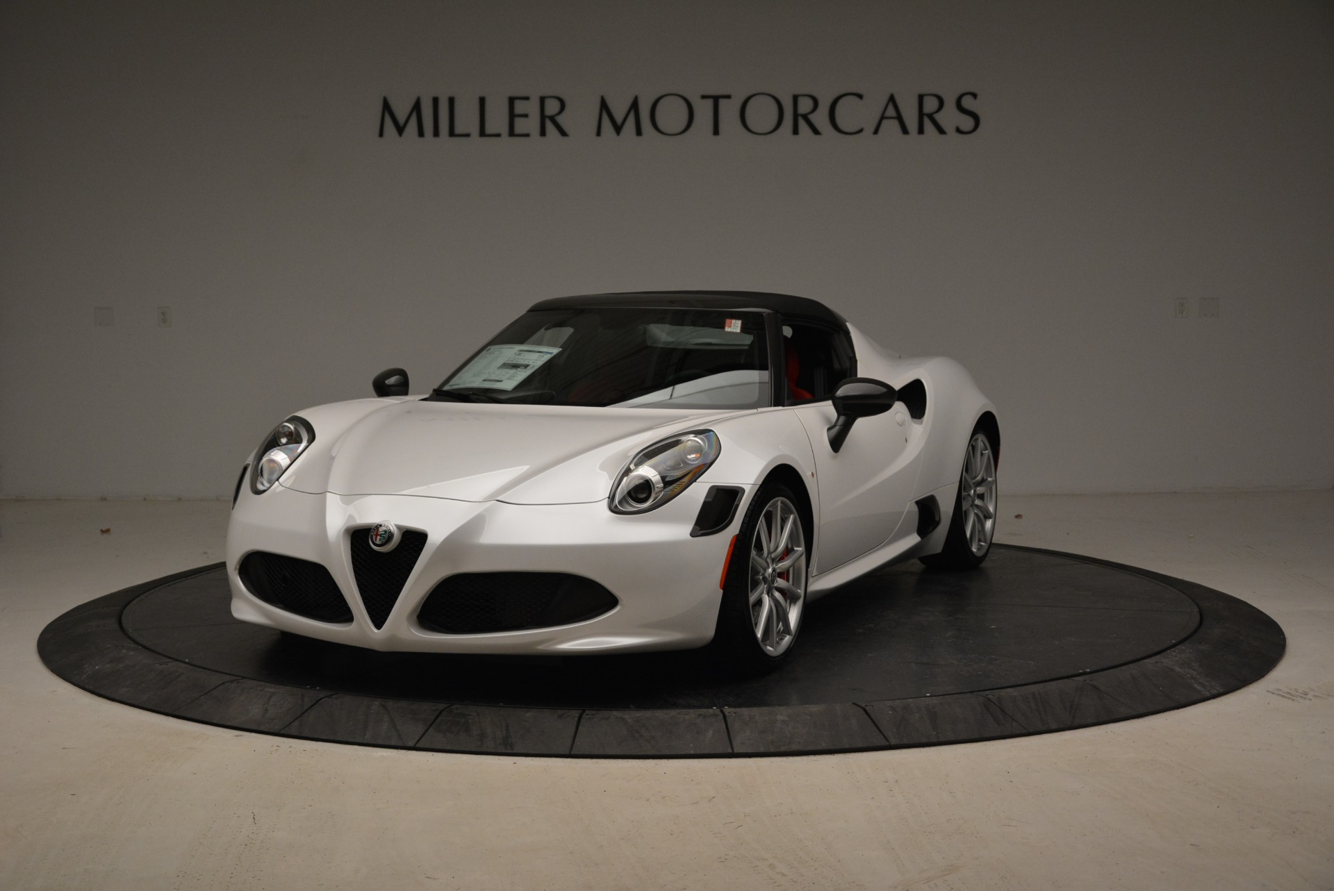 Used 2018 Alfa Romeo 4C Spider for sale Sold at Bentley Greenwich in Greenwich CT 06830 1