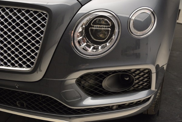 Used 2018 Bentley Bentayga W12 Signature for sale Sold at Bentley Greenwich in Greenwich CT 06830 14