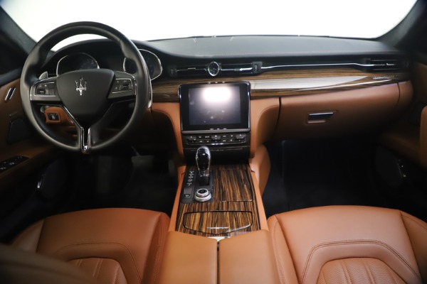 Used 2018 Maserati Quattroporte S Q4 GranLusso for sale Sold at Bentley Greenwich in Greenwich CT 06830 27