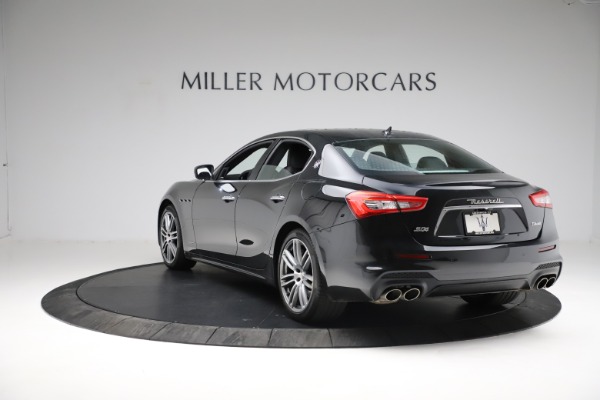 Used 2018 Maserati Ghibli S Q4 Gransport for sale Sold at Bentley Greenwich in Greenwich CT 06830 5