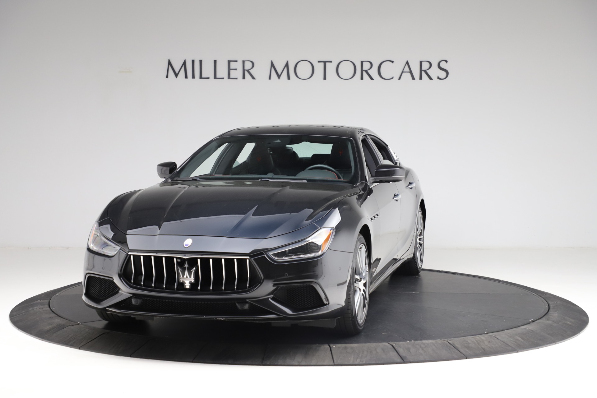 Used 2018 Maserati Ghibli S Q4 Gransport for sale Sold at Bentley Greenwich in Greenwich CT 06830 1
