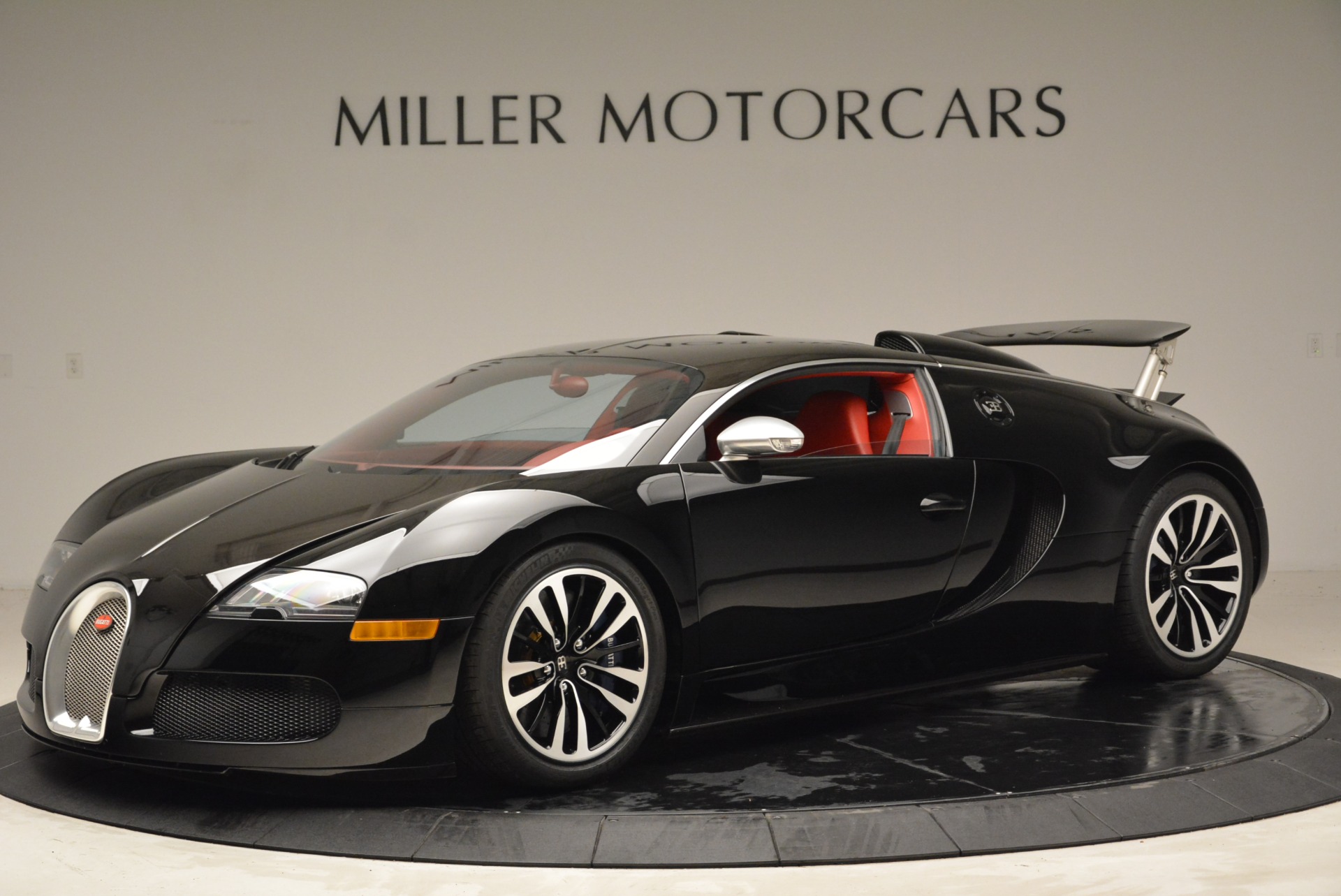 Used 2010 Bugatti Veyron 16.4 Sang Noir for sale Sold at Bentley Greenwich in Greenwich CT 06830 1