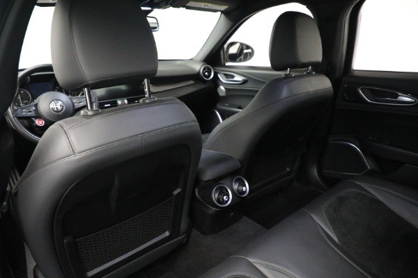 Used 2018 Alfa Romeo Giulia Quadrifoglio for sale Sold at Bentley Greenwich in Greenwich CT 06830 18