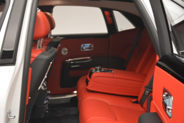 New 2018 Rolls-Royce Ghost for sale Sold at Bentley Greenwich in Greenwich CT 06830 25